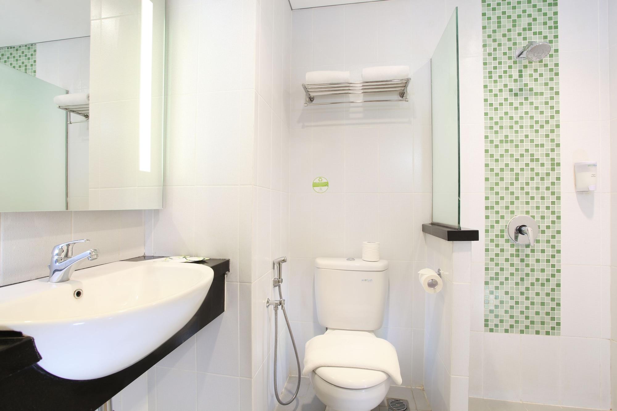 Zest Sukajadi Bandung By Swiss-Belhotel International Exterior foto